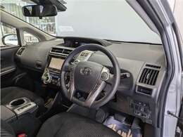 見通しのよいすっきりとした視界で、誰でも運転しやすいです。運転のしやすさは疲れにくさにも繋がりますよ♪