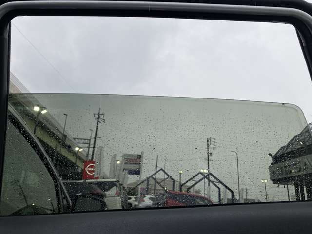 プライバシーガラスです