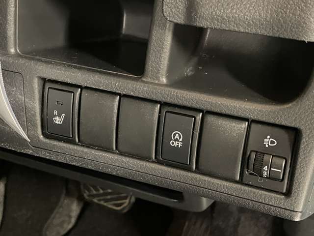 お車の機能や安全装備に関して気になる方は、ぜひ一度ご来店ください！その場でスタッフがご説明可能です！