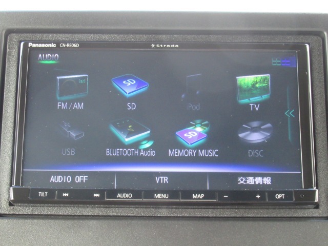 【装備】パナソニックメモリーナビ【CN-RE06D】フルセグTV・DVD再生・CD録音・Bluetoothオーディオ機能付きです。