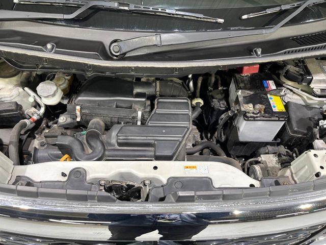 親切・丁寧な専門メカニックスタッフが応対！・車検・点検整備・事故等の修理などアフターサービスも安心。お車のカスタマイズもネクステージのサービススタッフまでご相談ください！