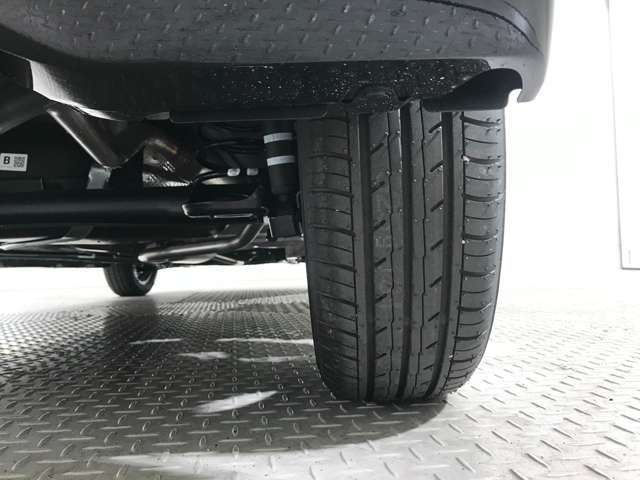 ホイールやタイヤなどのお手入れのご相談も可能です！ご購入頂いたお車を綺麗にお乗り頂けるようにサポートいたします！
