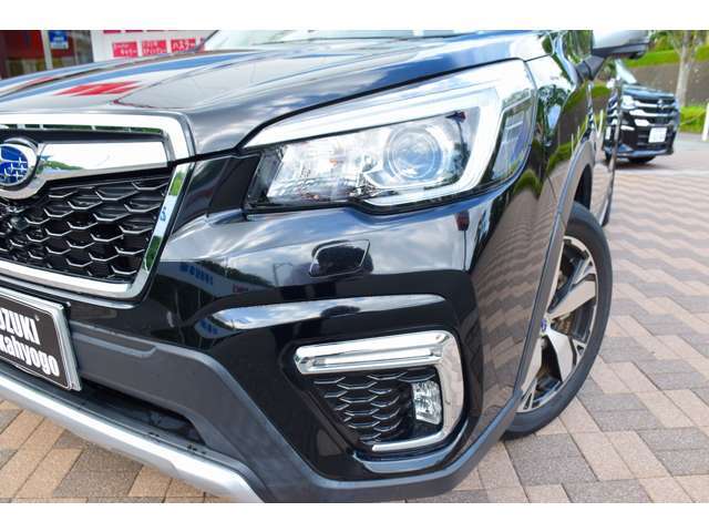 ●当店では全車AIS査定（第3者）を実施しており、AIS評価基準に基づき車両品質を評価点によって表します。評価を分かりやすくするため段階評価で表しています。