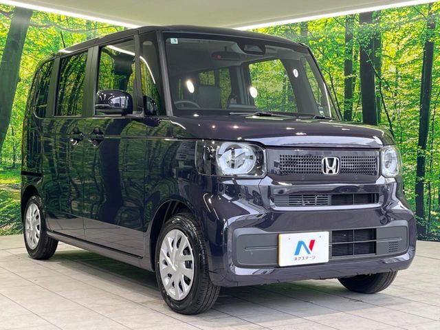 大好評のボディコーティング「弾スプラッシュコート」もご納車までに施工可能。通常のガラスコートと異なる、耐久年数6年の無機質ガラスコーティングが、ボディをキレイな状態に保ってくれます。