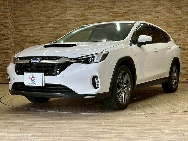 お車ご成約時の付帯率は驚きの90％OVERのキーパーガラスコーティング。雨が降れば、まるで洗車したかのような美しさ。納車後のメンテナンスも楽々。是非一度お試し下さい。