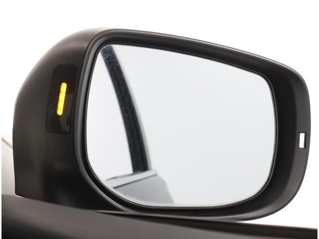 リヤビーグルディティクション機能が装備！！ 後方から接近してくる車両を検知し、ドアミラー内側に付いている、インジケーターとブザー音でお知らせします。より安全なドライブ可能にします！！