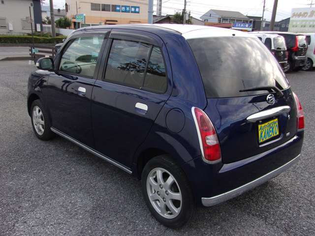 中古車の購入は店舗選びも重要になると当社は考えております。それに応える為、徹底した自社作業に拘り抜きます、基本外注での仕上げ作業は致しません、だからこそお車の詳細説明が可能となります！