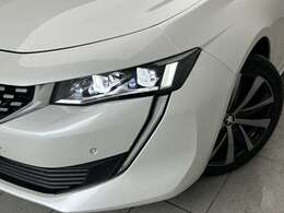 LEDヘッドライトには明るいのに消費電力が少ないという特徴があります。