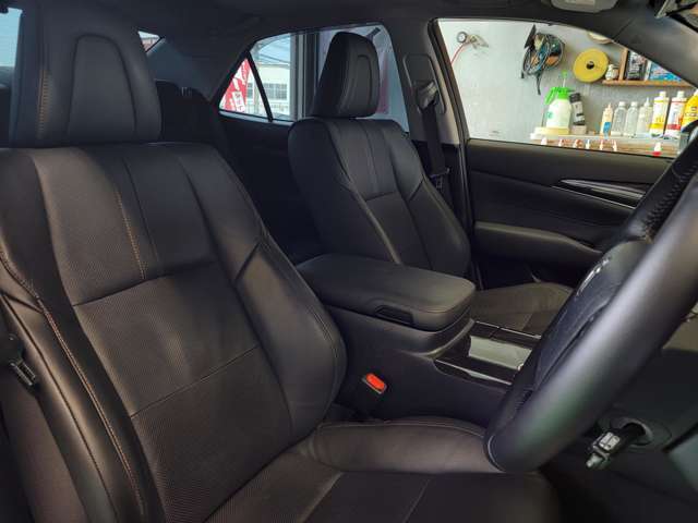 ★お車の品質について★まずは当店にて念入りな入庫点検と高速試乗！さらに万が一の見落とし対策として、外部査定機関『AIS』で査定検査を受け、ダブルチェック体制で品質管理を行っています。（一部対象外有）