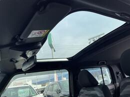 納車前に内外装のクリーニングをいたします。各種コーティング（別途有料）もご用意しておりますので、是非ご相談ください。