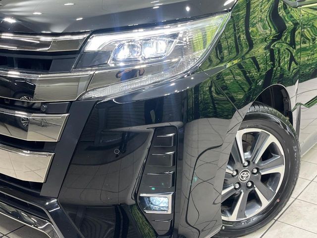 【LEDヘッドライト】悪天候や夜間走行時も良好な視界を確保し安心して運転できる高輝度LEDヘッドライトを装備！点灯速度が早く、消費電力も抑えられています。