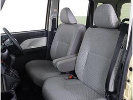 乗り降りのしやすいフロントシート！お買い物やお迎えなど日常的に使用しやすいです！！