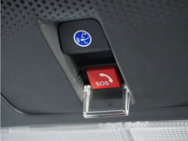 新世代コネクテッド技術「Honda CONNECT」搭載。緊急時にオペレーターのサポートを受けることも可能です。