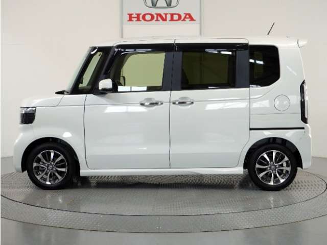 ◆メンテナンスパック（まかせチャオ）◆法定点検や車検、Hondaが推奨する点検に加えて、エンジンオイル・オイルフィルター等の交換をパックにしたのがまかせチャオです。