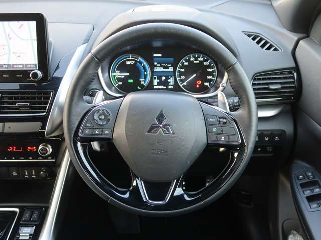 本革巻ステアリングホイール（ヒーター付き）