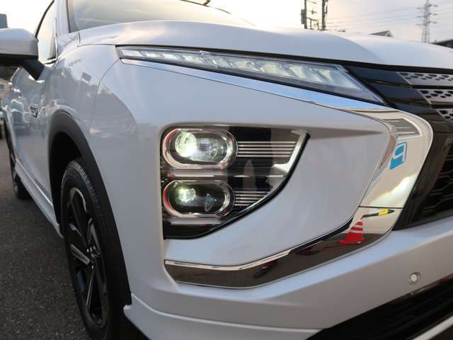 LEDオートハイビーム　LEDフォグランプ