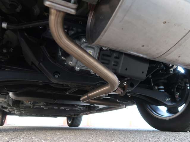 下回り・足回りはご納車前にメカニックにより点検整備致します