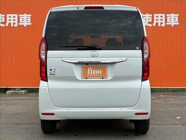 アフターケアも充実しております。次回車検整備付きのオリジナルパックや新車保証延長サービスなども行っておりますので、納車後も安心してお乗りいただけます。