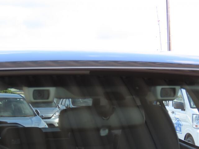 安心の衝突被害軽減装置・レーンキープアシスト付きです