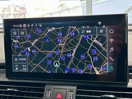 【純正メモリナビ】アップルカープレイやブルートゥース接続など多彩な機能を併せ持っており、インパネ周りがすっきりしてますね！
