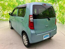 全国に店舗を展開しているのでどこでもお取り寄せが可能です！この車が気になるけど遠方だから・・・と諦める必要はありません！※別途陸送費が必要です。