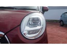 暗い道でも明るいライトでサクサク運転できますよ！