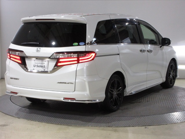 ボディクリーニング後、愛車をピカピカの状態へ保護するコーティング「ブライトパック」がおススメです！水垢がつきにくく、手入れがしやすくなりますよ！いつも愛車をきれいにしておきたい方におススメです。
