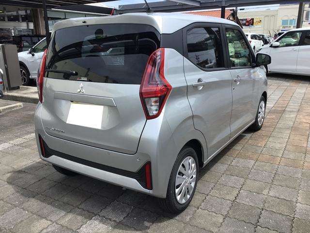 ご納車後1か月ほど経過後に無料の点検を実施しております。オイル交換各種点検させていただきます。