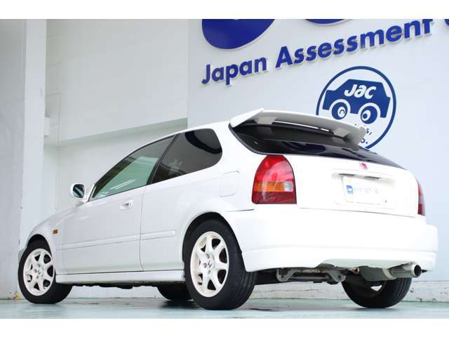 数あるお車の中から、当社物件をご覧いただき有り難うございます。在庫、見積もり、お問い合わせは0120-419-419までお電話下さい。