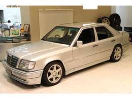 まずは ナガセ自動車のホームページ　 https://www.nagase-jidosya.co.jp/　にアクセス頂き 私達のポリシーと日常 をご覧くださいませ。