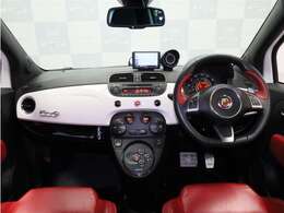 アフターサポートもご安心してお任せ下さい。自社工場にて各メーカーのコンピューター診断をはじめ車検、点検などを実施。ご遠方のお客様の保証対応もお近くの正規販売店で対応致しております。