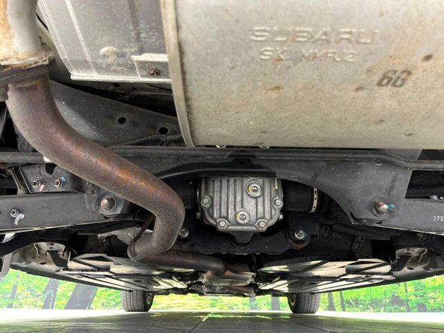 親切・丁寧な専門メカニックスタッフが応対！・車検・点検整備・事故等の修理などアフターサービスも安心。お車のカスタマイズもネクステージのサービススタッフまでご相談ください！