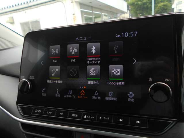 メモリーナビ（テレビ付）搭載で、初めての道や遠出でも安心です！Bluetoothが使えるので、好きな音楽を聴きながら楽しいドライブを♪