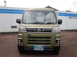 この度は当店車両をご覧いただきありがとうございます。たくさんの写真を撮影致しましたので是非最後までご覧ください！(