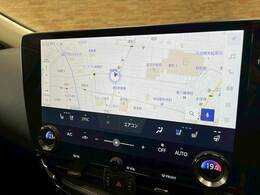 【純正メーカーナビ】装備でフルセグTV視聴やBluetooth等充実装備。