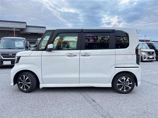 ■□■□■ 登録（届出）済未使用車はノルマ達成のために作られた走行100km未満、かつ初度登録または初度届出された車両でいわゆるアウトレット車です！■□■□■