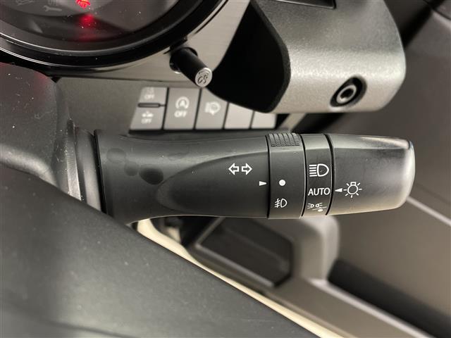 【運転席操作部】快適なドライブを楽しむための機能が装備されています！運転席から触れるので、使いやすいです！除菌プランいれていただくと、さらに清潔で安心していただけます！