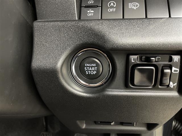 【運転席操作部】快適なドライブを楽しむための機能が装備されています！運転席から触れるので、使いやすいです！除菌プランいれていただくと、さらに清潔で安心していただけます！