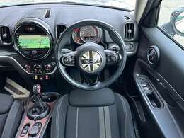 LIBERALA野々市の物件をご覧いただきまして誠にありがとうございます。心ゆくまでおクルマ選びをお楽しみください。