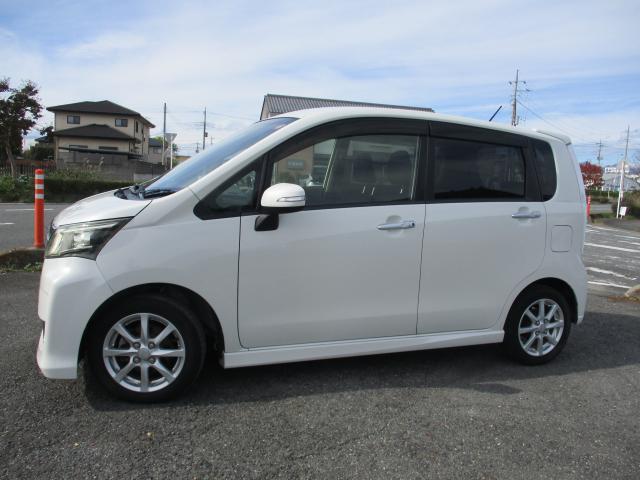 ご契約頂いたお車は全て点検整備、クリーニングして納車致します