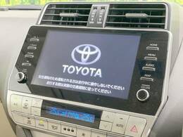 【メーカー純正ナビ】インテリアに溶け込むスタイリッシュな「専用設計」メーカーナビを装備♪視認性や操作性など基本性能にも優れ、より上質なカーライフをお楽しみいただけます。