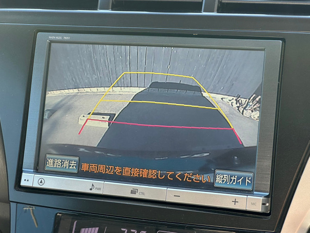 バックカメラで駐車も楽々