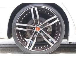 ★ホイールは存在感のあるデザインで人気の、シャレンXF-55です！サイズは前後共に20インチとなっております！