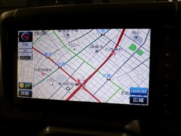 ナビゲーションの起動や検索の速度が速いメモリーナビ搭載。初めてお出掛けする場所でも快適・安心です。