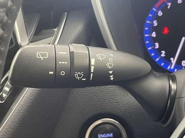 【運転席操作部】快適なドライブを楽しむための機能が装備されています！運転席から触れるので、使いやすいです！除菌プランいれていただくと、さらに清潔で安心していただけます！