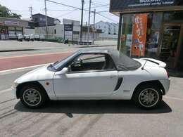 お車の詳細は当店ホームページを御覧ください。トイガレージピューパでご検索下さい。