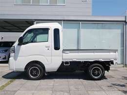 弊社専任のスタッフによるまるまるクリンを実施。