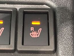 【シートヒーター】寒い日に重宝するシートヒーター！エアコンより早く温まってくれるので寒がりの人も安心ですね♪エアコンの温風は乾燥するから苦手、という方にもをおすすめです。