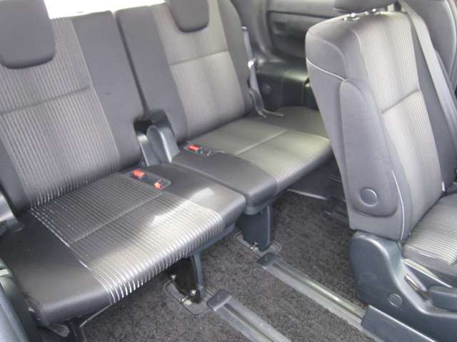 サードシートもきれいです！
