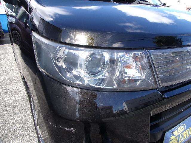 軽自動車の登録には住民票・認印が必要となります。お早目の納車をご希望の場合は、事前にご用意頂きご来店頂けますと納車までがスムーズになります！ご不明な点はスタッフまでお気軽にお問合せ下さい！